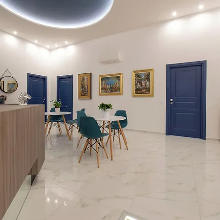 Main - Municipio 4* Naples