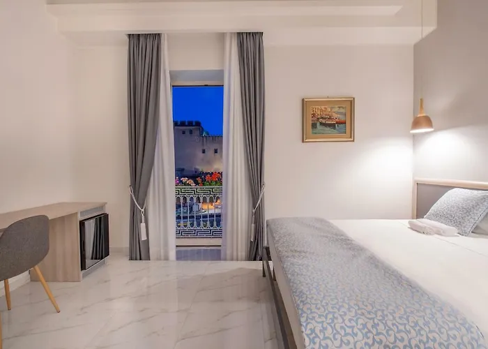 Bed & Breakfast Main - Municipio 4*